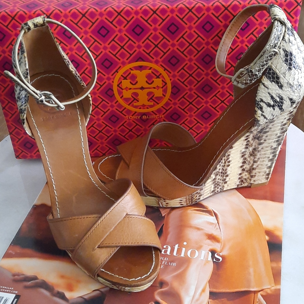 Tory Burch pumps